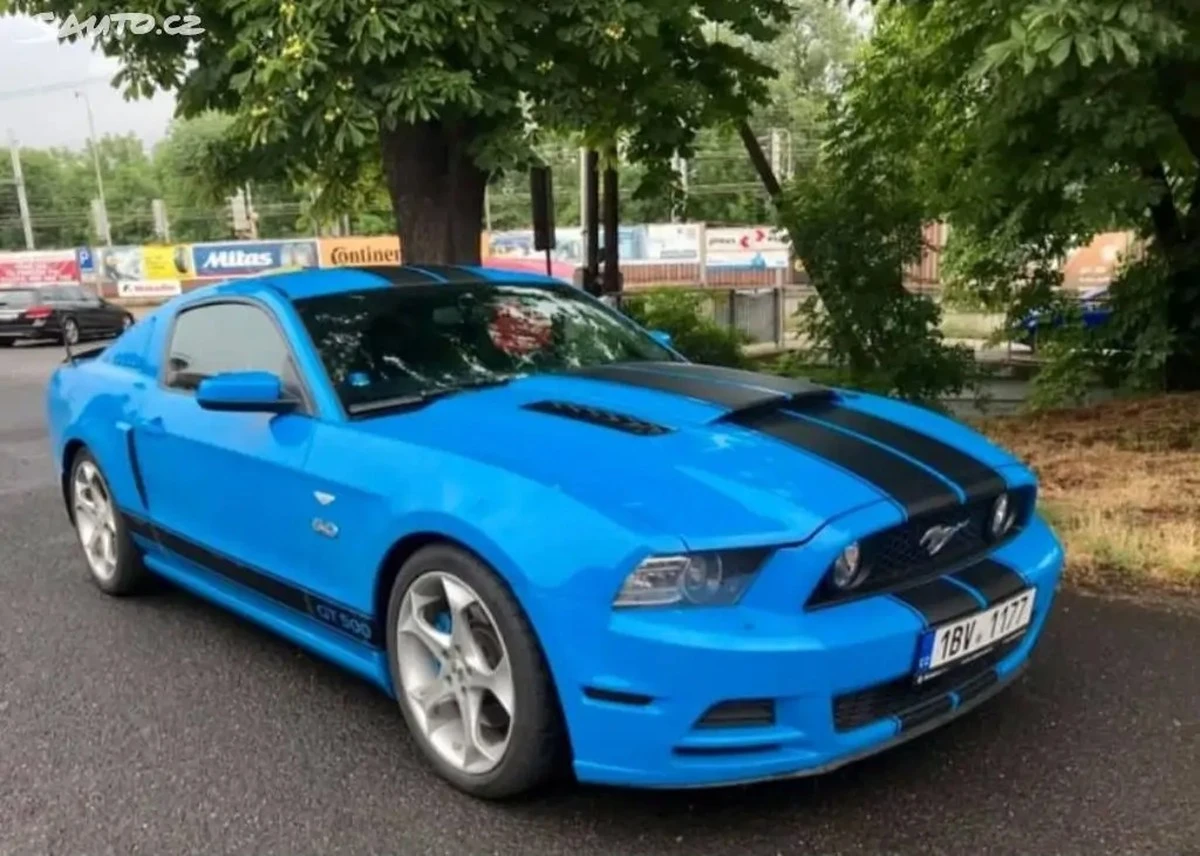 Ford Mustang GT V8: Sportowe emocje na wyciągnięcie ręki, nawet z przeciętnym polskim zarobkiem