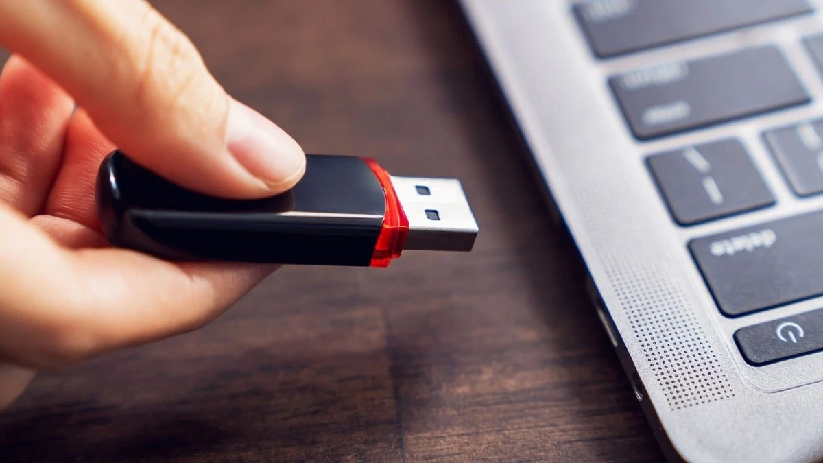 Czy pendrive to przeszłość? Poznaj 3 nowe sposoby na przenoszenie danych