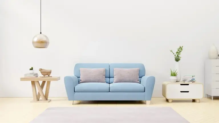 Koniec z kanapą przy ścianie: nowy trend aranżacji odmieni Twój salon